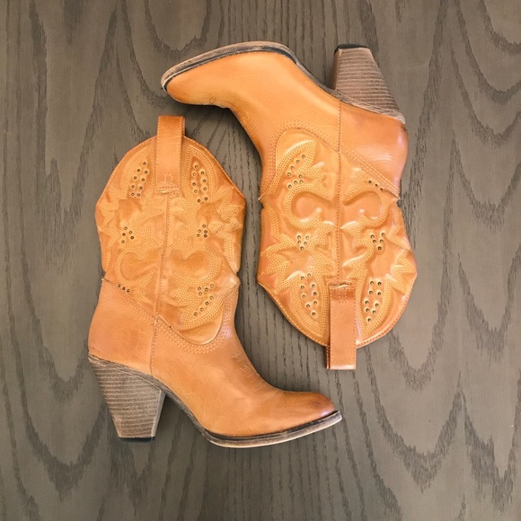 girl mia cowboy boots